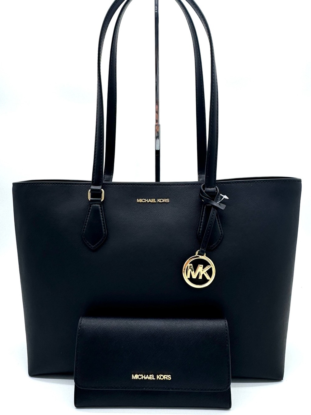 Michael Kors Bag Large Sheila Mf Tote Bag & Large Trifold Wallet Black/Gold